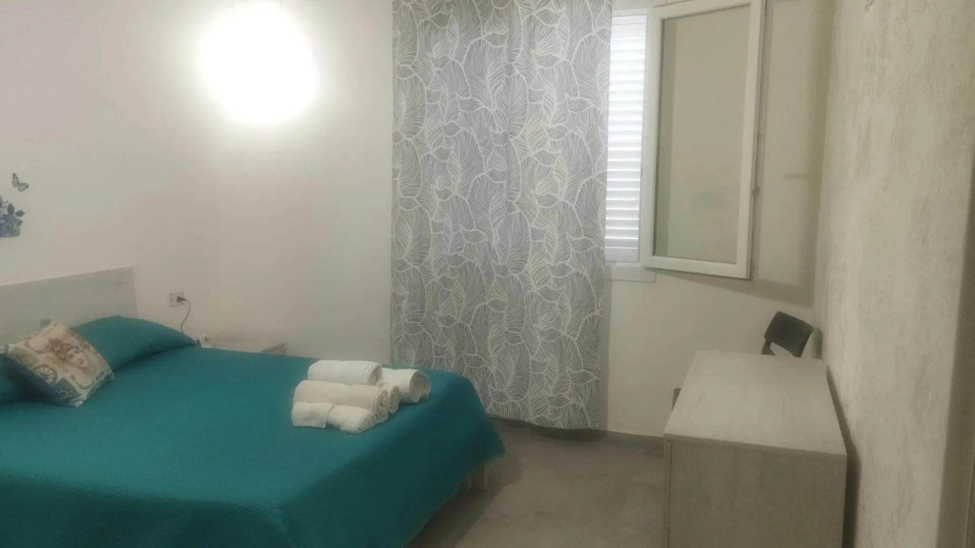 Charming House With Pool In Arenella, Air Conditioning Olaszország
