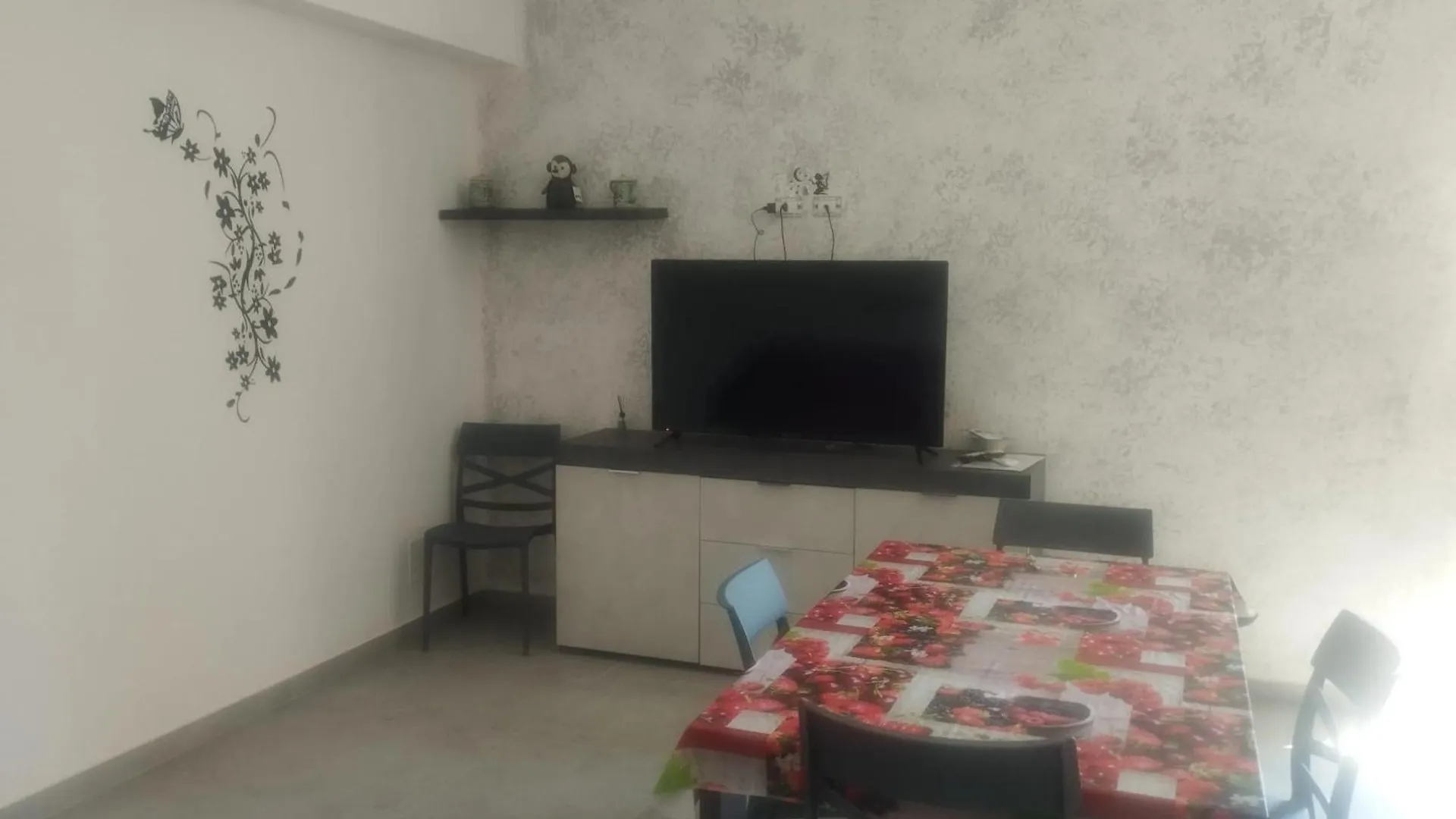 Charming House With Pool In Arenella, Air Conditioning Apartman